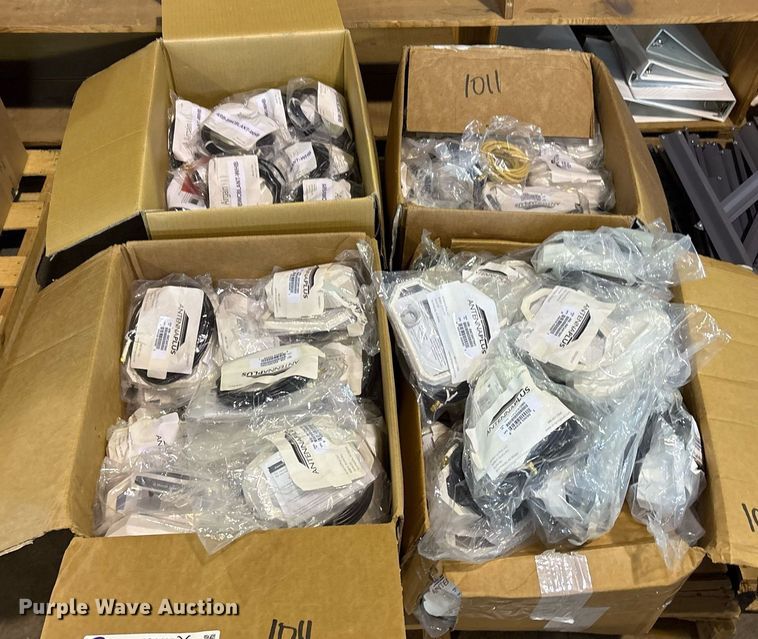 image for item EG8435 Approximately 145 antennas