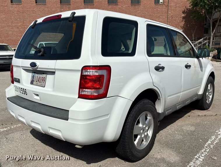 image for item EG8438 2010 Ford Escape SUV