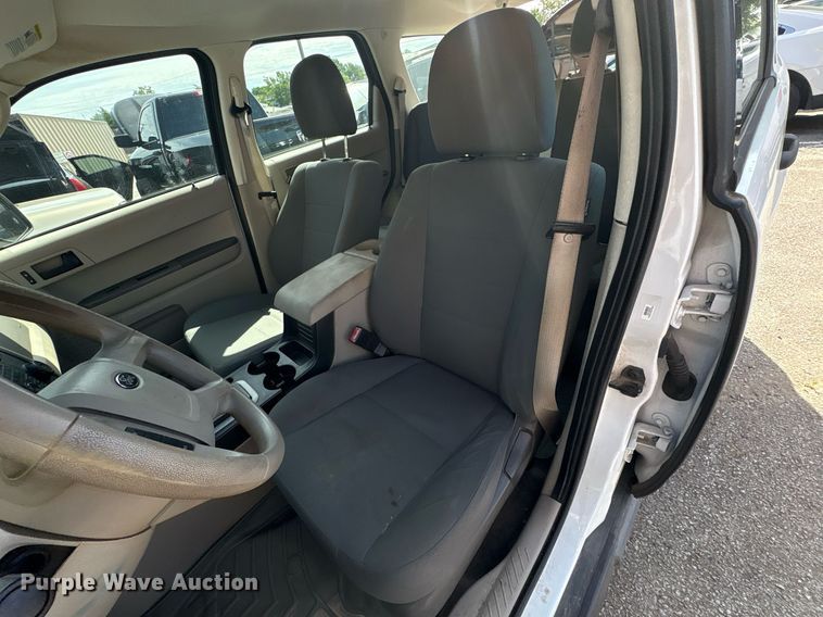 image for item EG8438 2010 Ford Escape SUV