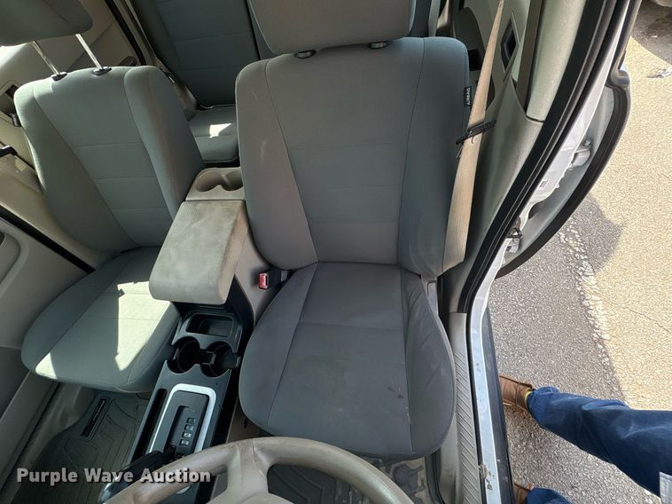 image for item EG8438 2010 Ford Escape SUV