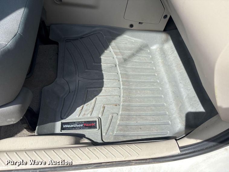 image for item EG8438 2010 Ford Escape SUV