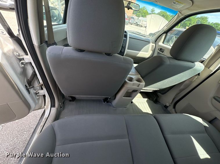 image for item EG8438 2010 Ford Escape SUV