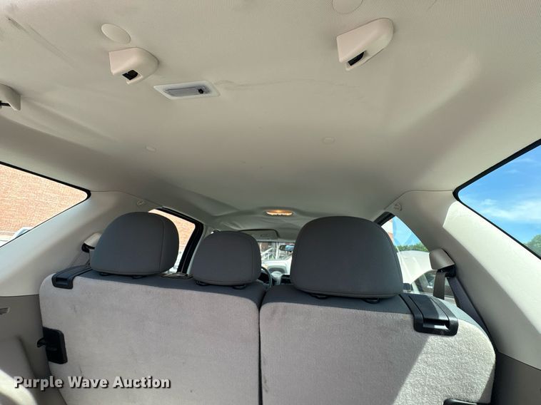 image for item EG8438 2010 Ford Escape SUV