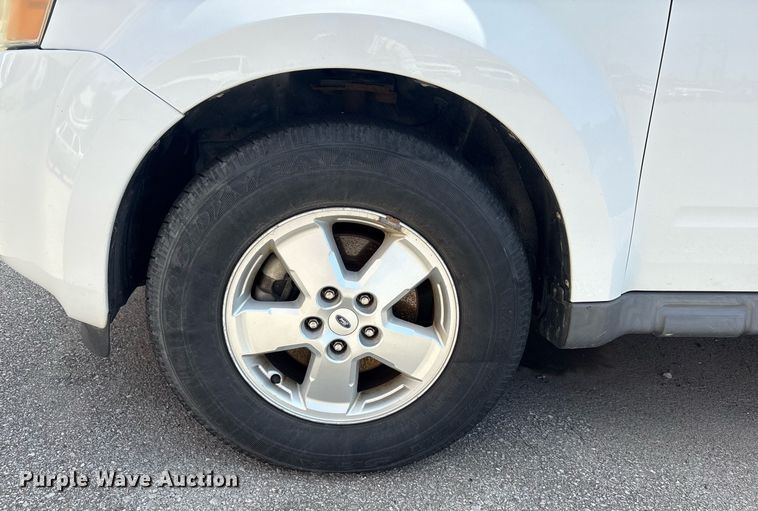 image for item EG8438 2010 Ford Escape SUV