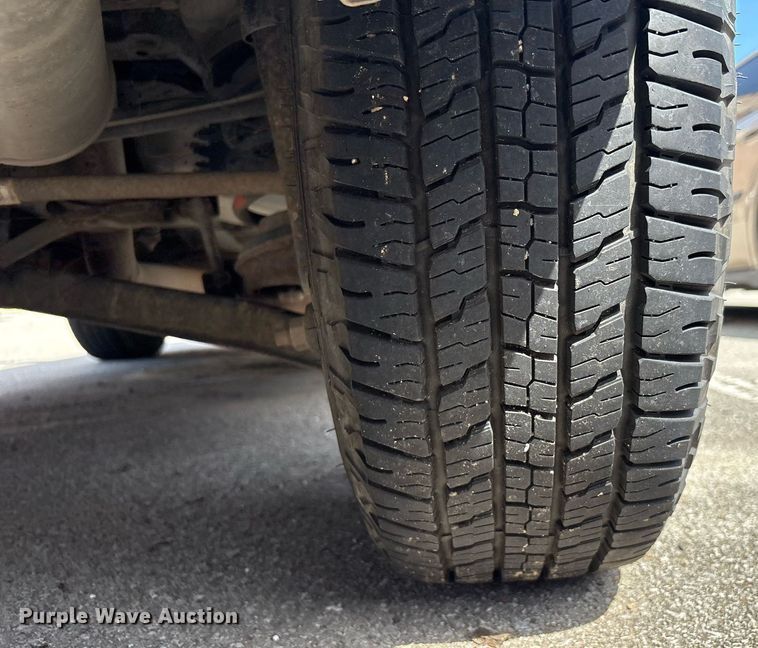 image for item EG8438 2010 Ford Escape SUV