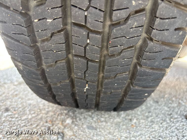 image for item EG8438 2010 Ford Escape SUV