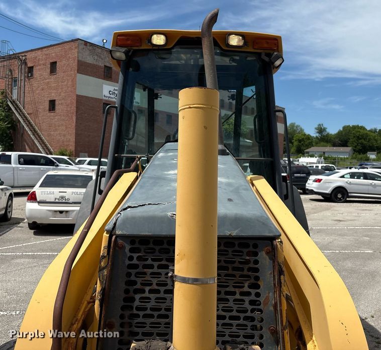 image for item EG8440 2001 John Deere 310SG backhoe