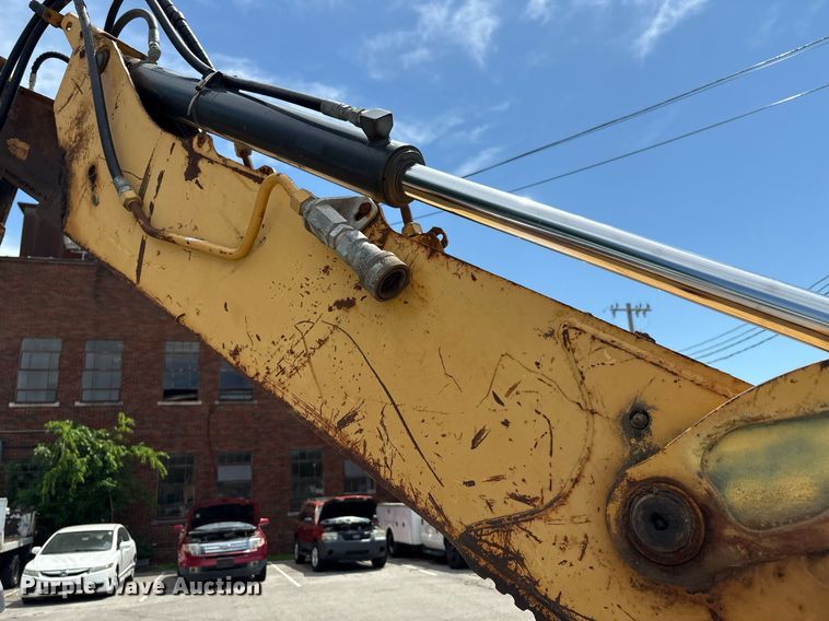 image for item EG8440 2001 John Deere 310SG backhoe