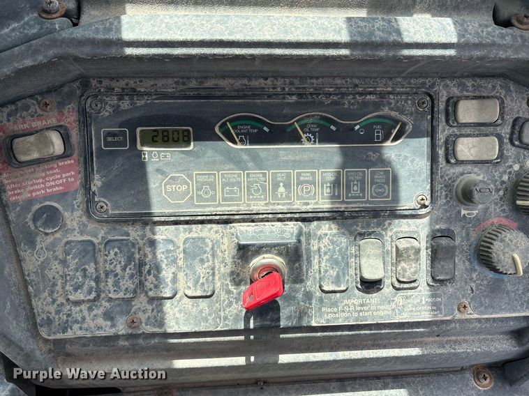 image for item EG8440 2001 John Deere 310SG backhoe