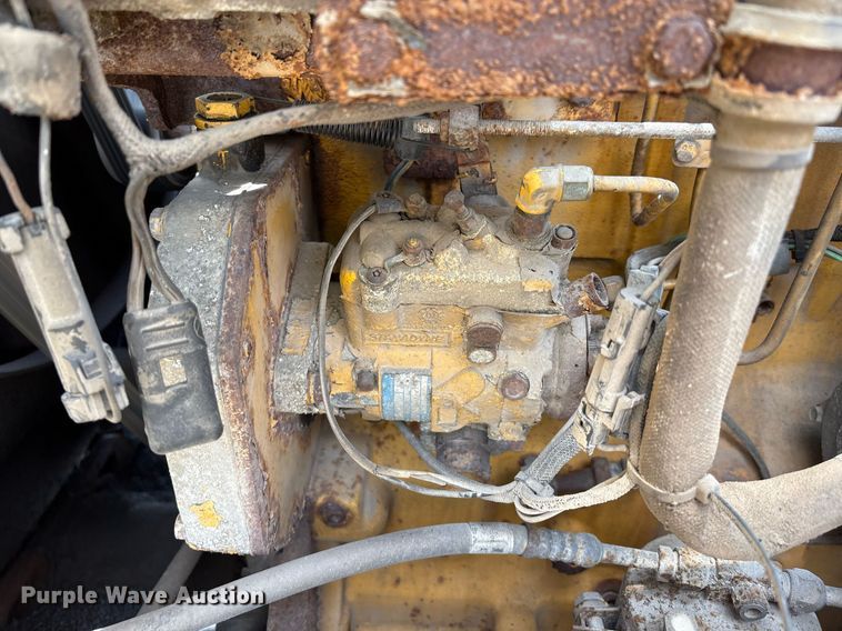 image for item EG8440 2001 John Deere 310SG backhoe