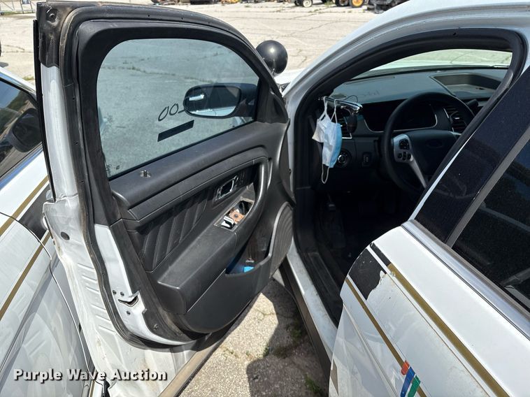 image for item EG8441 2014 Ford Taurus Police Interceptor 