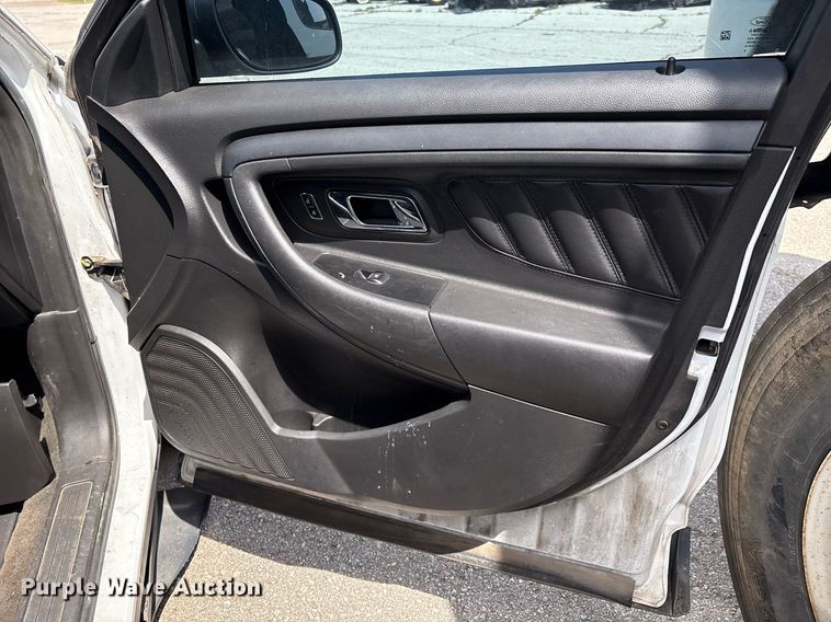 image for item EG8441 2014 Ford Taurus Police Interceptor 