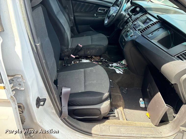 image for item EG8441 2014 Ford Taurus Police Interceptor 