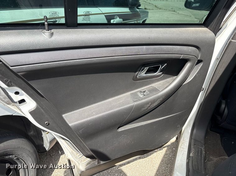 image for item EG8441 2014 Ford Taurus Police Interceptor 