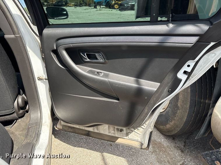 image for item EG8441 2014 Ford Taurus Police Interceptor 