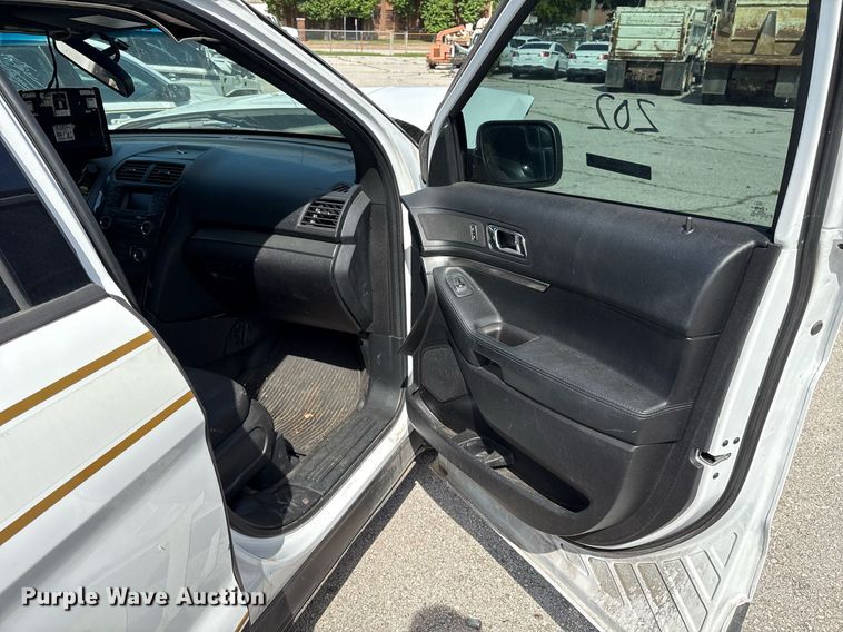 image for item EG8443 2017 Ford Explorer Police Interceptor SUV