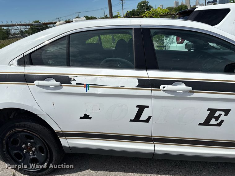 image for item EG8445 2014 Ford Taurus Police Interceptor 