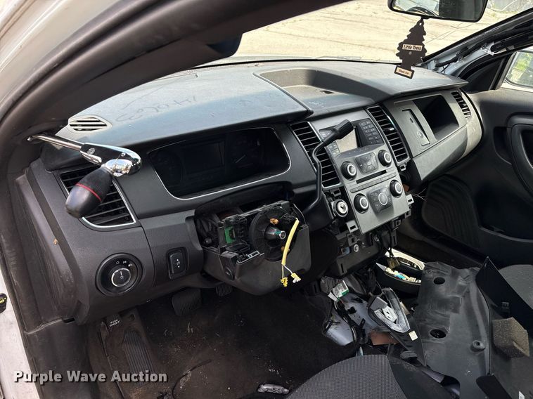 image for item EG8445 2014 Ford Taurus Police Interceptor 