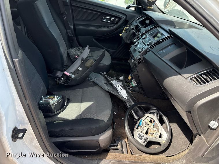 image for item EG8445 2014 Ford Taurus Police Interceptor 