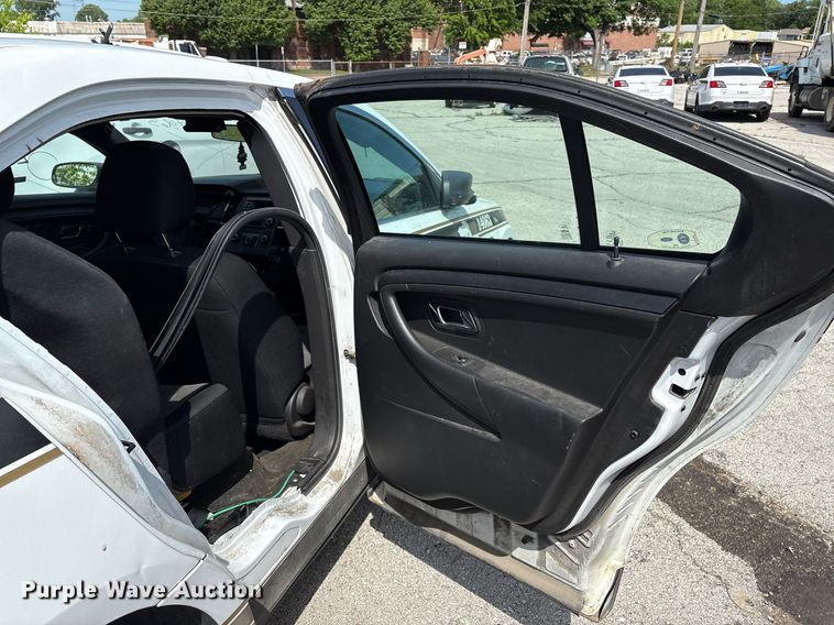 image for item EG8445 2014 Ford Taurus Police Interceptor 