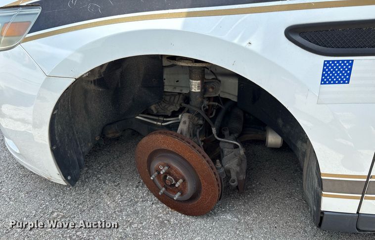 image for item EG8445 2014 Ford Taurus Police Interceptor 