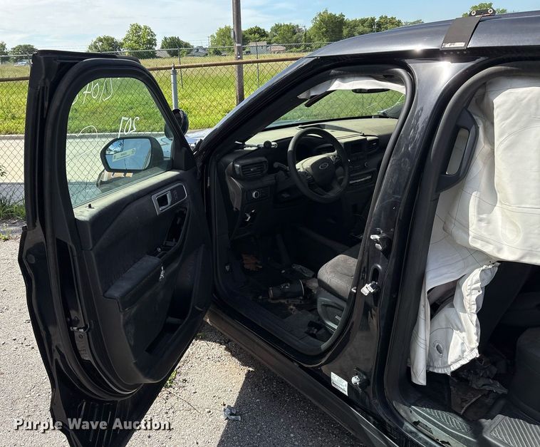 image for item EG8448 2021 Ford Explorer Police Interceptor SUV