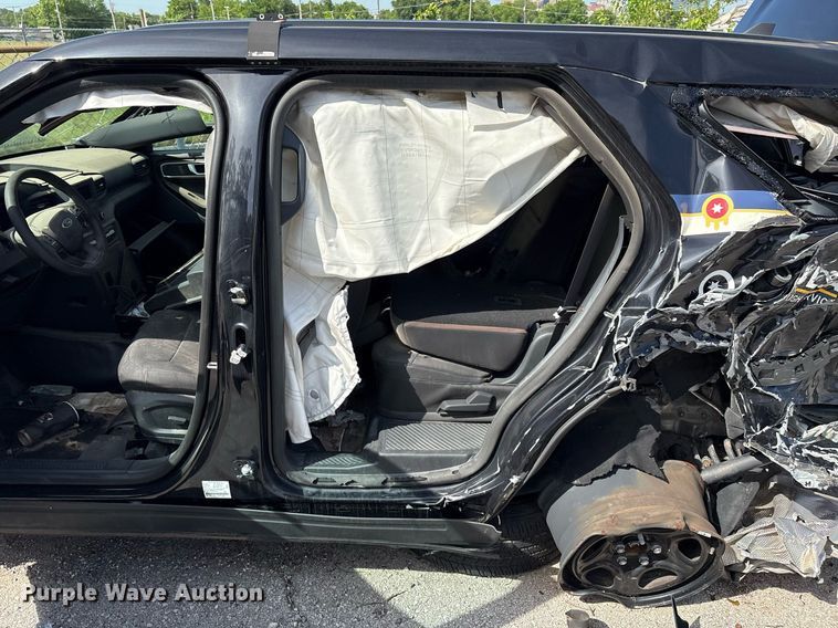 image for item EG8448 2021 Ford Explorer Police Interceptor SUV