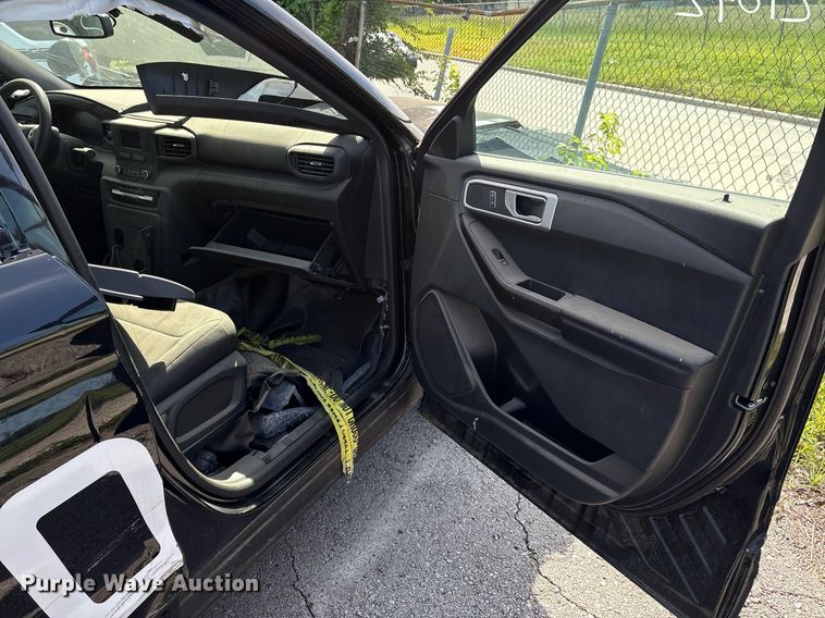 image for item EG8448 2021 Ford Explorer Police Interceptor SUV