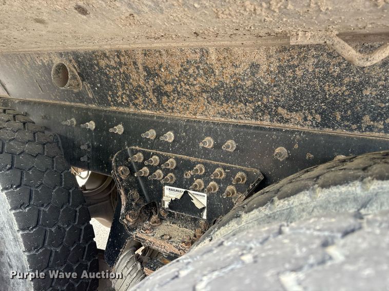 image for item EG8451 2011 International 7400 dump truck