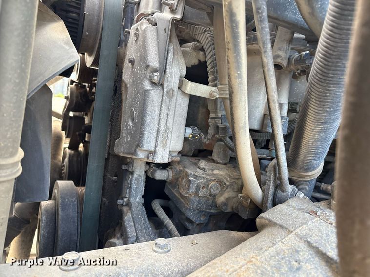 image for item EG8451 2011 International 7400 dump truck