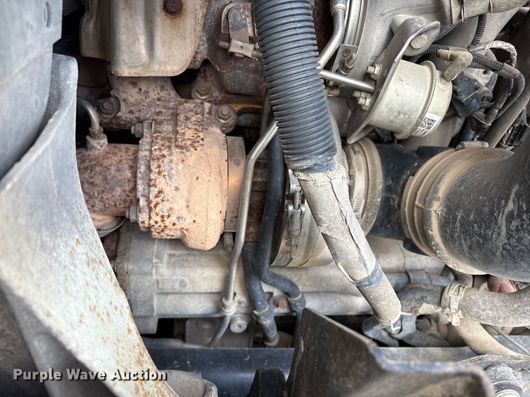 image for item EG8451 2011 International 7400 dump truck