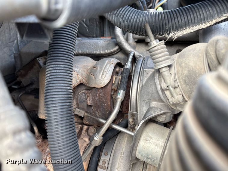 image for item EG8451 2011 International 7400 dump truck