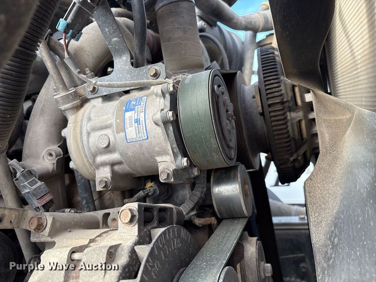 image for item EG8451 2011 International 7400 dump truck