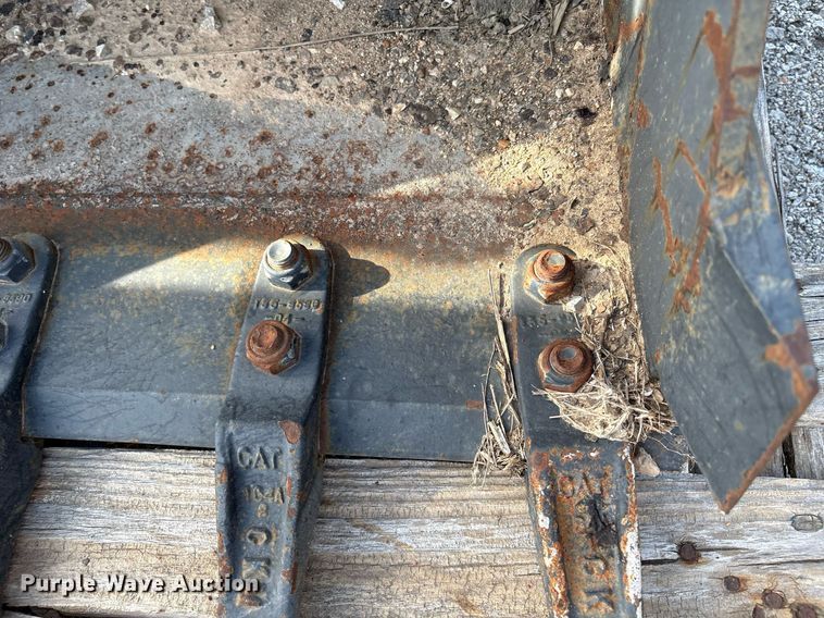 image for item EG8454 Caterpillar CHMHDG 060423 excavator bucket