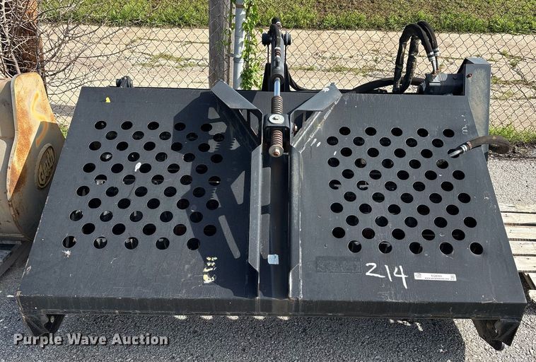 image for item EG8455 2004 Caterpillar LR18B skid steer landscape rake