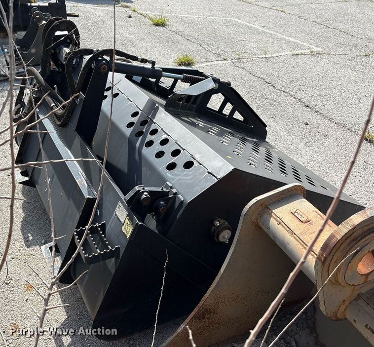 image for item EG8455 2004 Caterpillar LR18B skid steer landscape rake