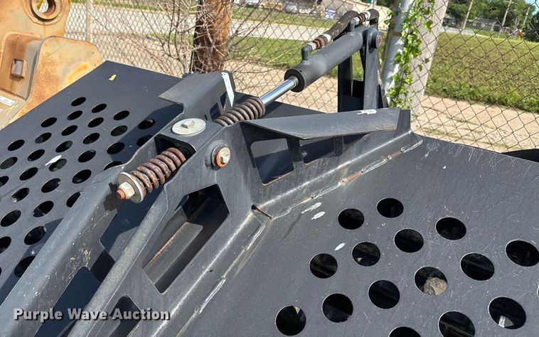 image for item EG8455 2004 Caterpillar LR18B skid steer landscape rake