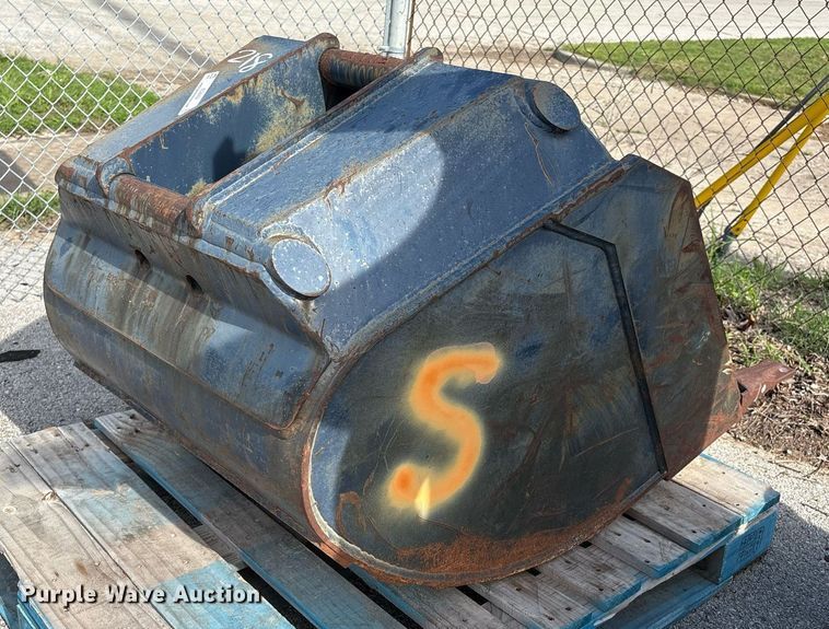 image for item EG8459 excavator bucket
