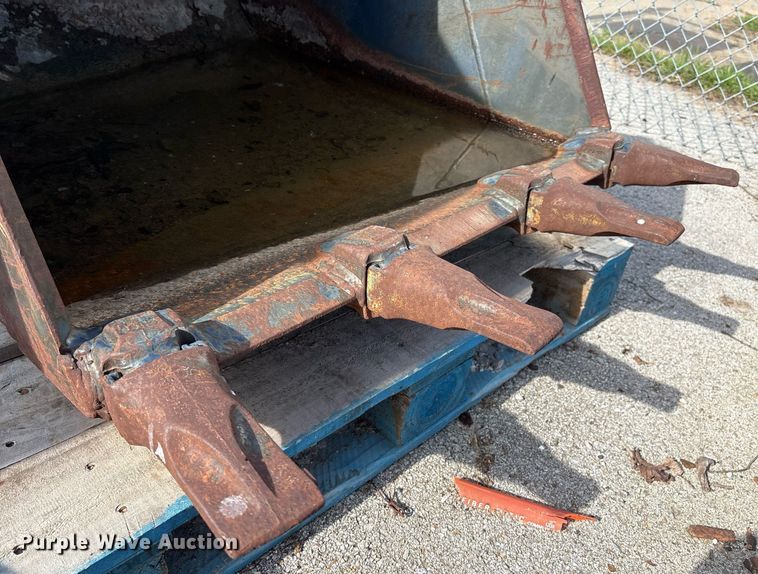 image for item EG8459 excavator bucket