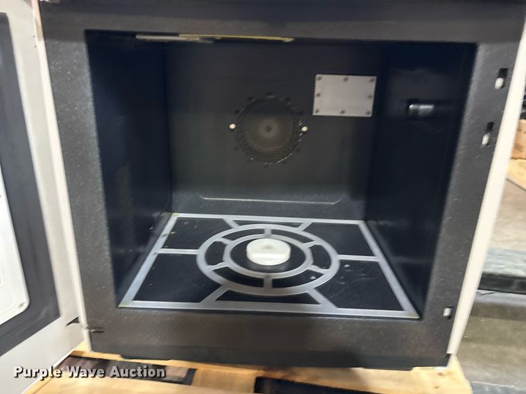 image for item EG8466 CEM Mars 6 230/60 microwave digestion system