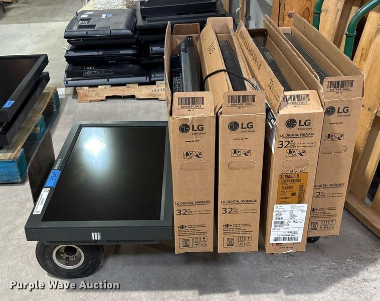 image for item EG8475 (5) monitors