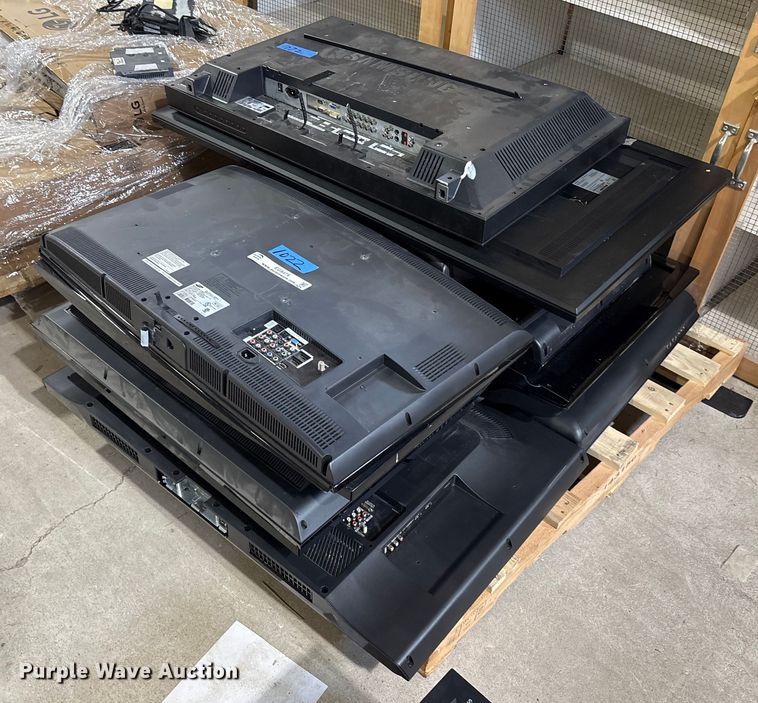 image for item EG8476 Approximately 12 monitors