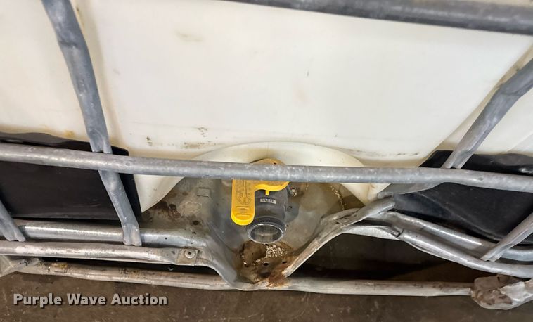 image for item EG8478 (3) poly totes