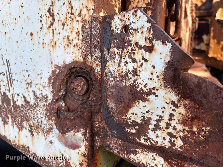 image for item EG8479 2000 International 2554 dump truck