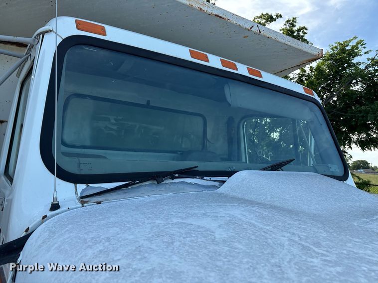 image for item EG8479 2000 International 2554 dump truck