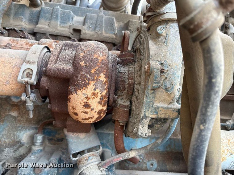 image for item EG8479 2000 International 2554 dump truck