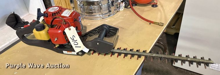 image for item EG8483 Little Wonder 2224D hedge trimmer