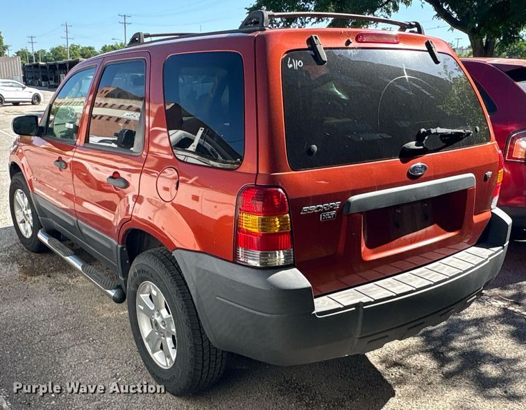 image for item EG8487 2006 Ford Escape XLT SUV