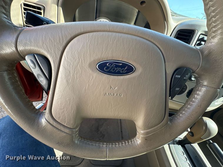 image for item EG8487 2006 Ford Escape XLT SUV
