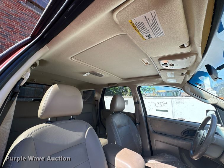 image for item EG8487 2006 Ford Escape XLT SUV